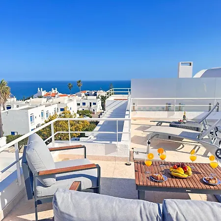 Apartamento Sun & Sea Windmill Rooftop By Becherish *