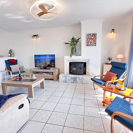 Sun & Sea Windmill Rooftop By Becherish Apartamento Albufeira