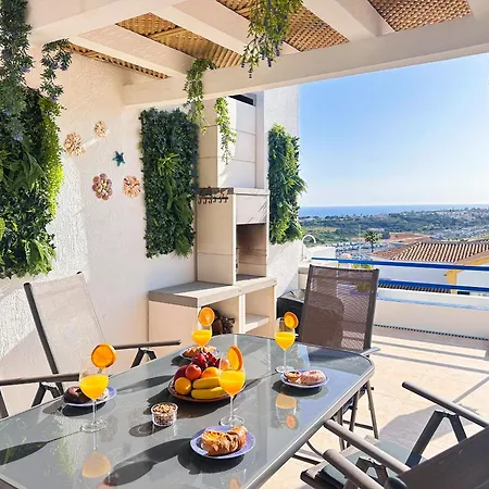 Sun & Sea Windmill Rooftop By Becherish * Albufeira