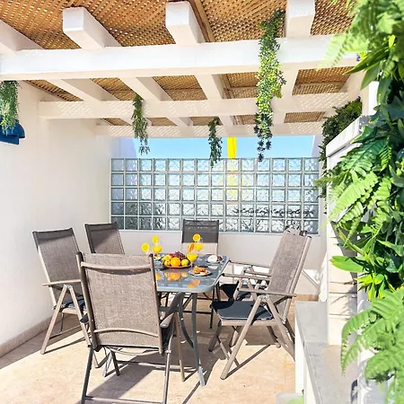 Sun & Sea Windmill Rooftop By Becherish Apartamento *