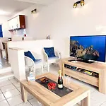 Sea & Sun Windmill By Be Cherish Apartman